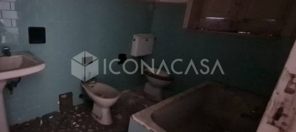 Casa de 4 habitaciónes en Santa Teresa di Riva, Italy No. 19071 19