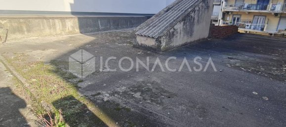 Casa de 4 habitaciónes en Santa Teresa di Riva, Italy No. 19071 48