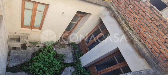 Casa de 4 habitaciónes en Santa Teresa di Riva, Italy No. 19071 12
