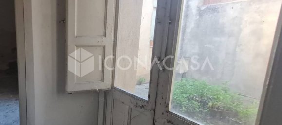 Casa de 4 habitaciónes en Santa Teresa di Riva, Italy No. 19071 17