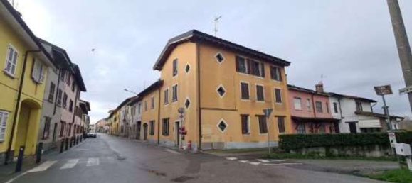2 rooms Apartment in Castiglione d'Adda, Italy No. 179800 2