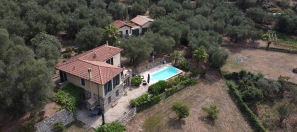 Villa de 6 divisões em Diano San Pietro, Italy N.º 115151 36