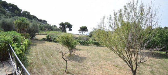 Villa de 6 divisões em Diano San Pietro, Italy N.º 115151 23