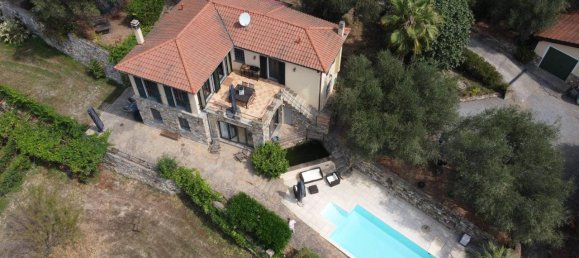 Villa de 6 divisões em Diano San Pietro, Italy N.º 115151 13