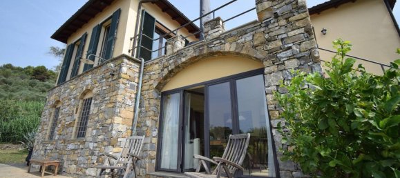 Villa de 6 divisões em Diano San Pietro, Italy N.º 115151 29