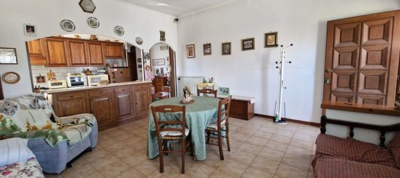 3غرفة منزل ذو طابقين في San Cesareo, Italy رقم 63367 2