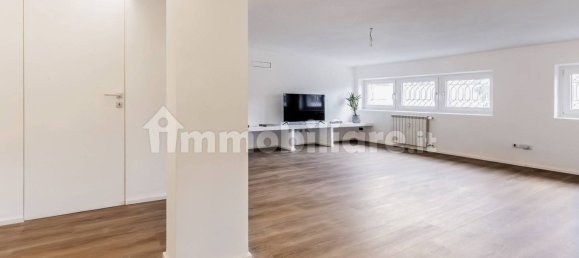 2 chambres Appartement à Rome, Italy No. 325076 6