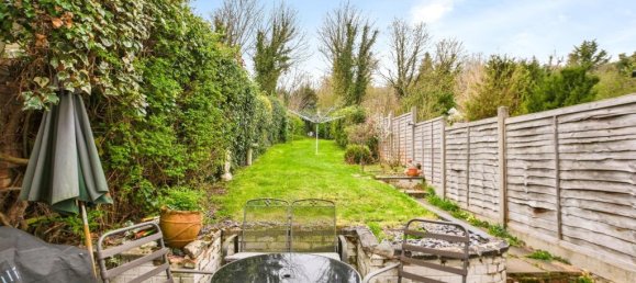 2 Schlafzimmer Haus in Kenley, United Kingdom, Nr. 8037 6