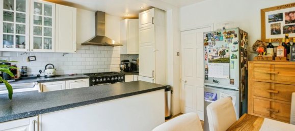 2 Schlafzimmer Haus in Kenley, United Kingdom, Nr. 8037 16