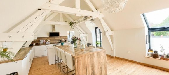 3 bedrooms House in Lievin, France No. 38877 6