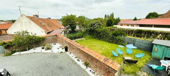 3 bedrooms House in Lievin, France No. 38877 28