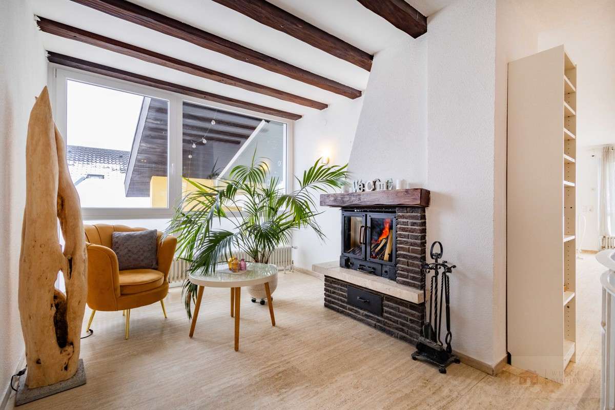 6 rooms Villa in Freiburg im Breisgau, Germany No. 82140