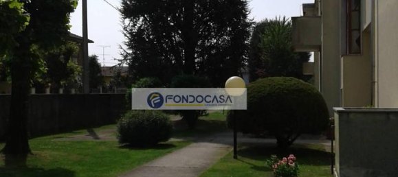 4 rooms Apartment in Vigevano, Italy No. 172783 14