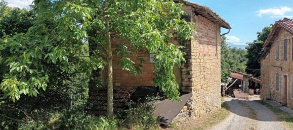 5-Zimmer Haus in Castelnovo ne' Monti, Italy, Nr. 283376 3