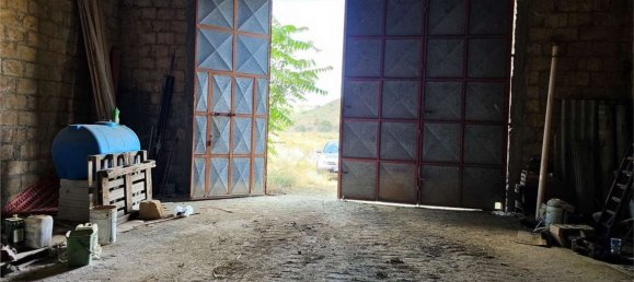 330m² Warehouse in Enna, Italy No. 78648 6