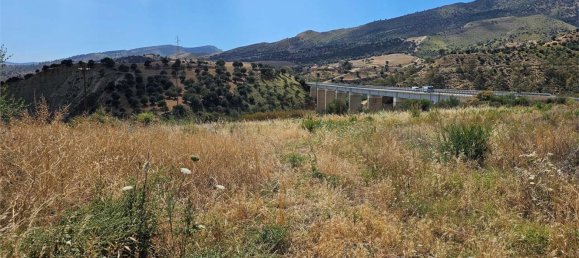 330m² Warehouse in Enna, Italy No. 78648 2