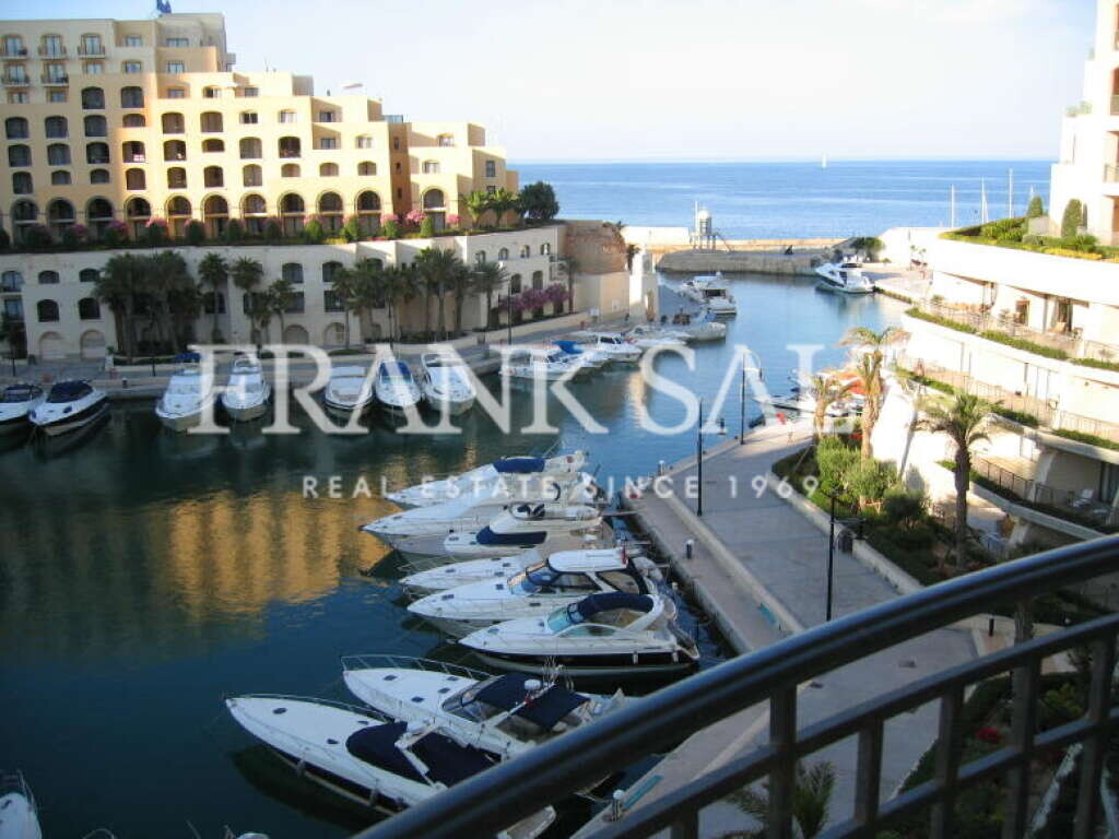 3 bedrooms Apartment in Saint Julian's, Malta No. 3283