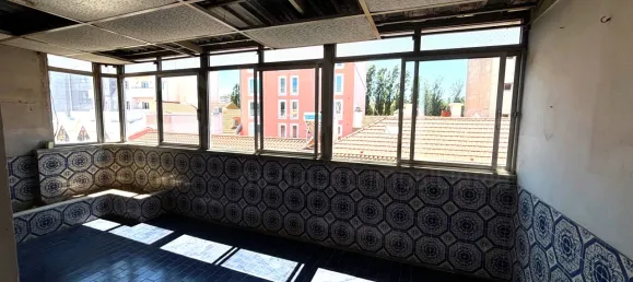 Apartamento de 2 dormitorios en Lisbon, Portugal No. 120882 21