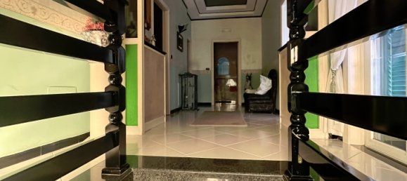 Villa de 9 habitaciónes en Castel Volturno, Italy No. 115201 23