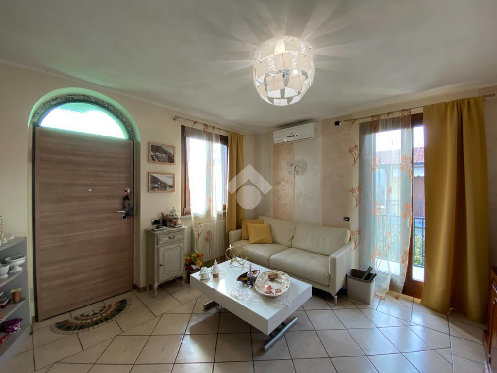 2 Schlafzimmer Wohnung in Sarnico, Italy, Nr. 340345