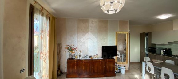 2 Schlafzimmer Wohnung in Sarnico, Italy, Nr. 340345 5