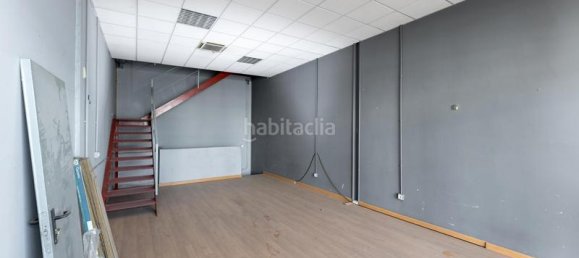  عقار تجاري في Peligros, Spain 174متر مربع رقم 107870 10