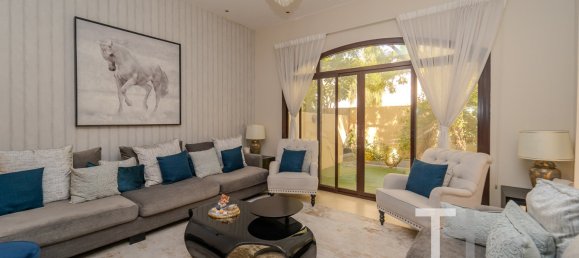 4 chambres Villa à Mudon, UAE No. 28532 2