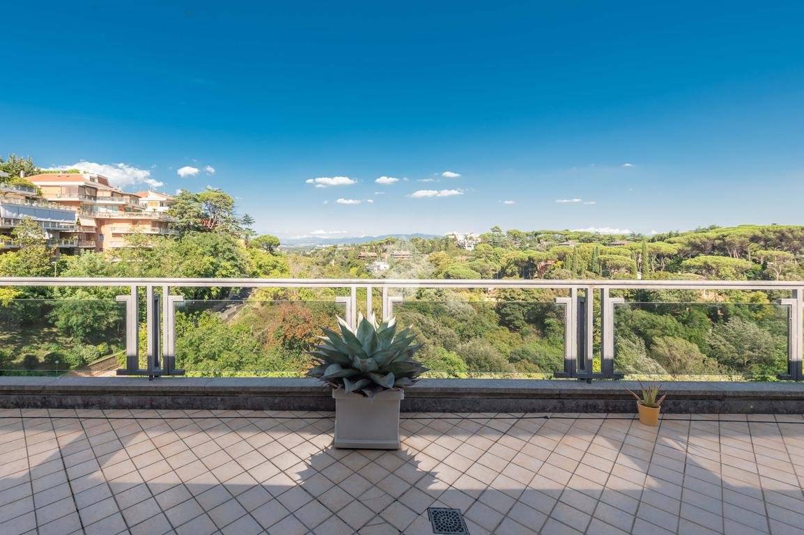1 bedroom Penthouse in Rome, Italy No. 386901