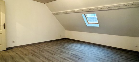 4 bedrooms House in Herin, France No. 82561 7