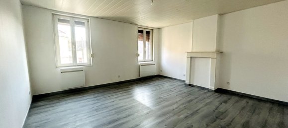 4 bedrooms House in Herin, France No. 82561 6