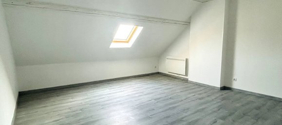 4 bedrooms House in Herin, France No. 82561 10