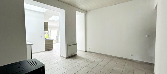 4 bedrooms House in Herin, France No. 82561 12