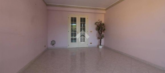 3 غرف نوم شقة في Reggio Calabria, Italy رقم 340125 5