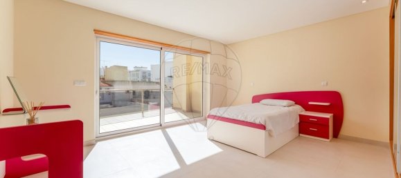 4 Schlafzimmer Haus in Quarteira, Portugal, Nr. 180698 19