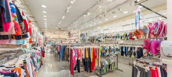 4 Schlafzimmer Haus in Quarteira, Portugal, Nr. 180698 30