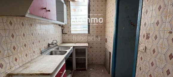4 Schlafzimmer Wohnung in Ciutat Vella, Spain, Nr. 190228 10