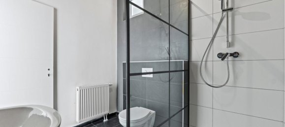 Edificio de 4 dormitorios en Heinsberg, Germany No. 121961 10