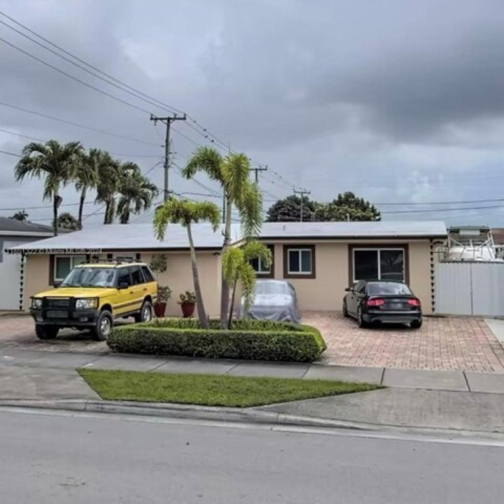 3 Schlafzimmer Haus in Miami, USA, Nr. 234497