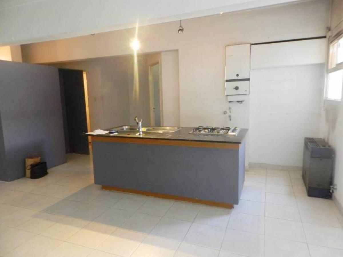 Studio in Buenos Aires, Argentina No. 102815