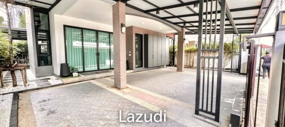 5 bedrooms Cafe / restaurant in Bangkok, Thailand No. 25105 3