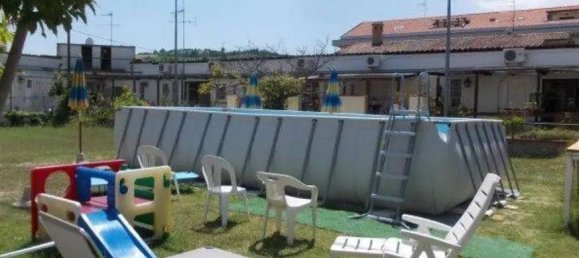 3 rooms House in Giulianova, Italy No. 173493 9