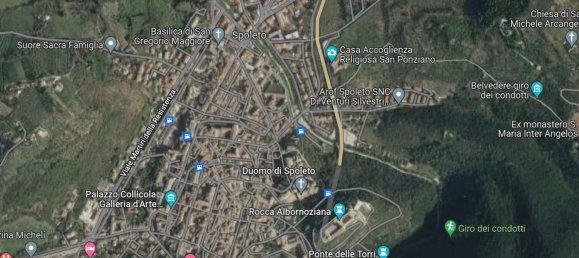 952m² Office in Spoleto, Italy No. 373466 6