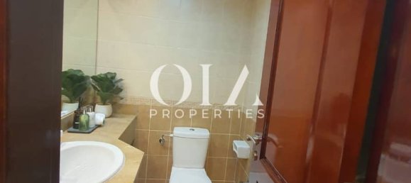 4 bedrooms Villa in Abu Dhabi, UAE No. 20120 14