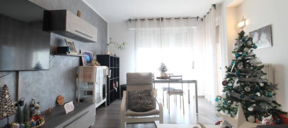 2 bedrooms Apartment in Cadelbosco di Sopra, Italy No. 168675 10