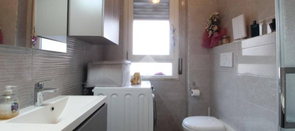 2 bedrooms Apartment in Cadelbosco di Sopra, Italy No. 168675 19