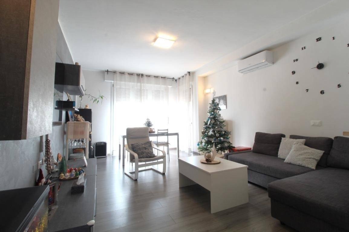 2 bedrooms Apartment in Cadelbosco di Sopra, Italy No. 168675