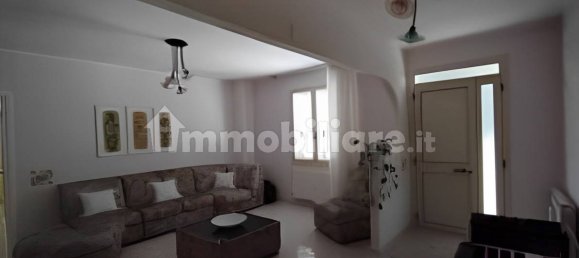 3 Schlafzimmer Wohnung in Missanello, Italy, Nr. 345382 10