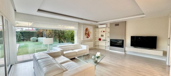 6 bedrooms Villa in Alicante, Spain No. 89020 12