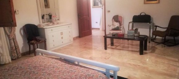 3-salle Appartement à Carosino, Italy No. 107052 11