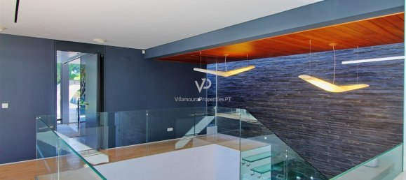 4 bedrooms House in Quarteira, Portugal No. 121976 10